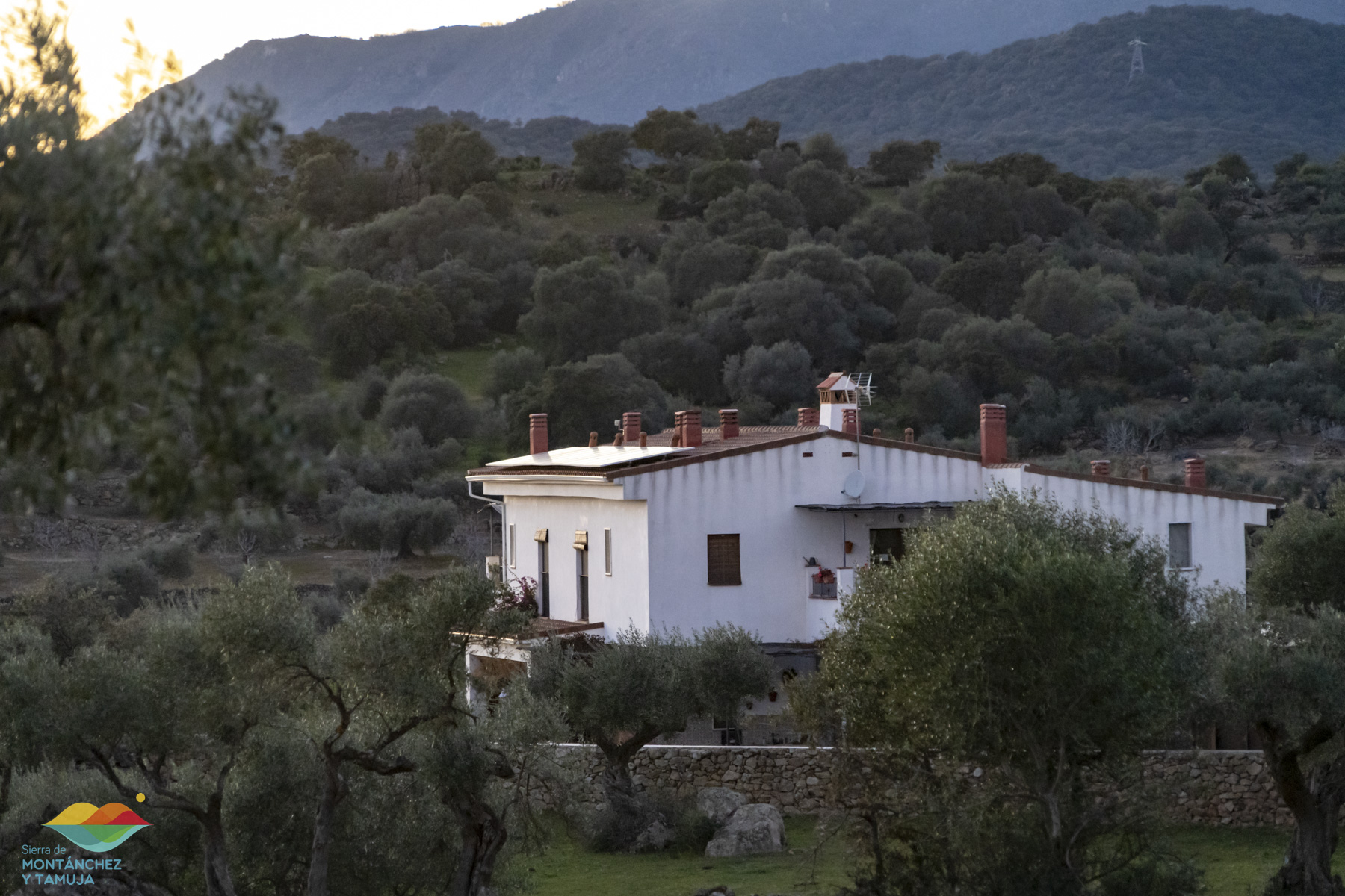 alojamientos adismonta