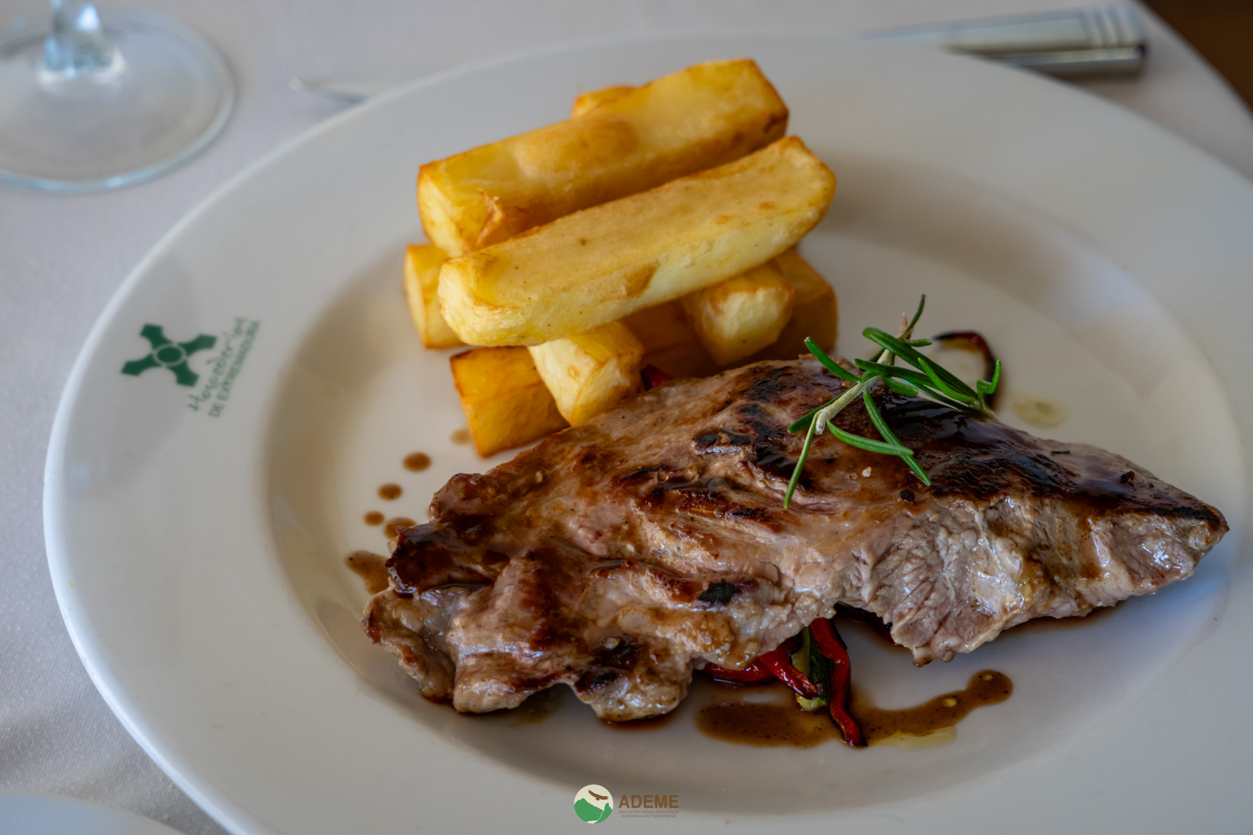 alojamientos y restauracion