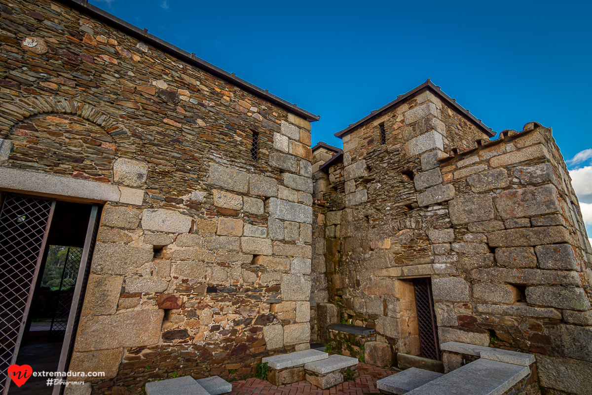 santa-lucia-del-trampal-alcuescar