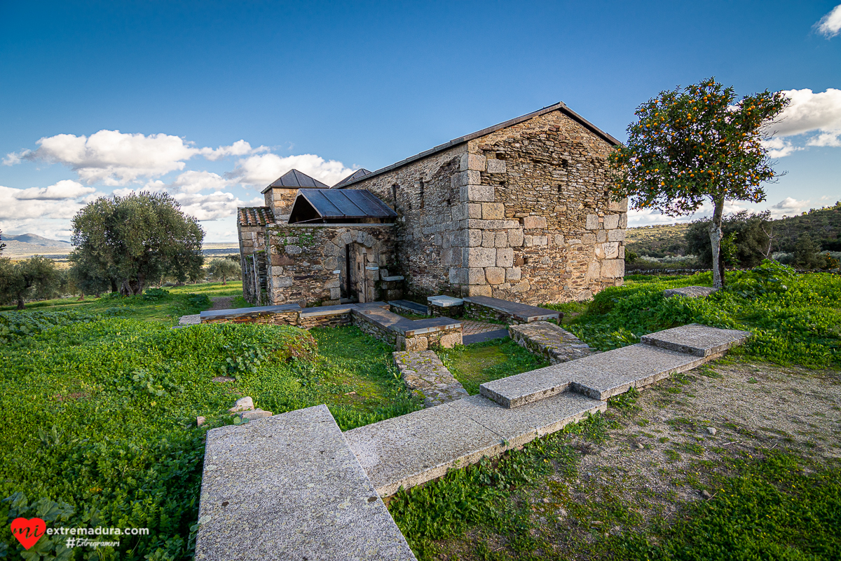 santa-lucia-del-trampal-alcuescar