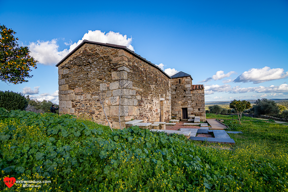 santa-lucia-del-trampal-alcuescar