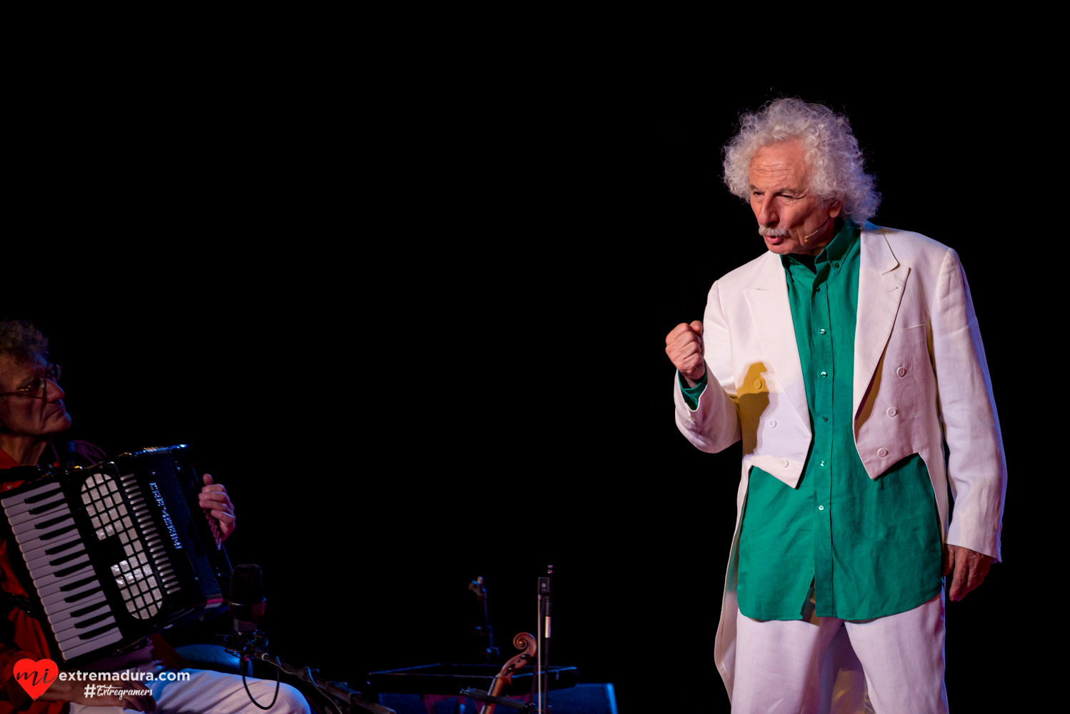 los dioses y el dios