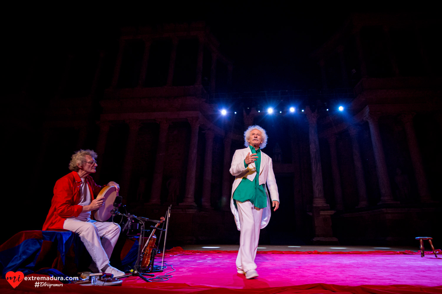 los dioses y el dios