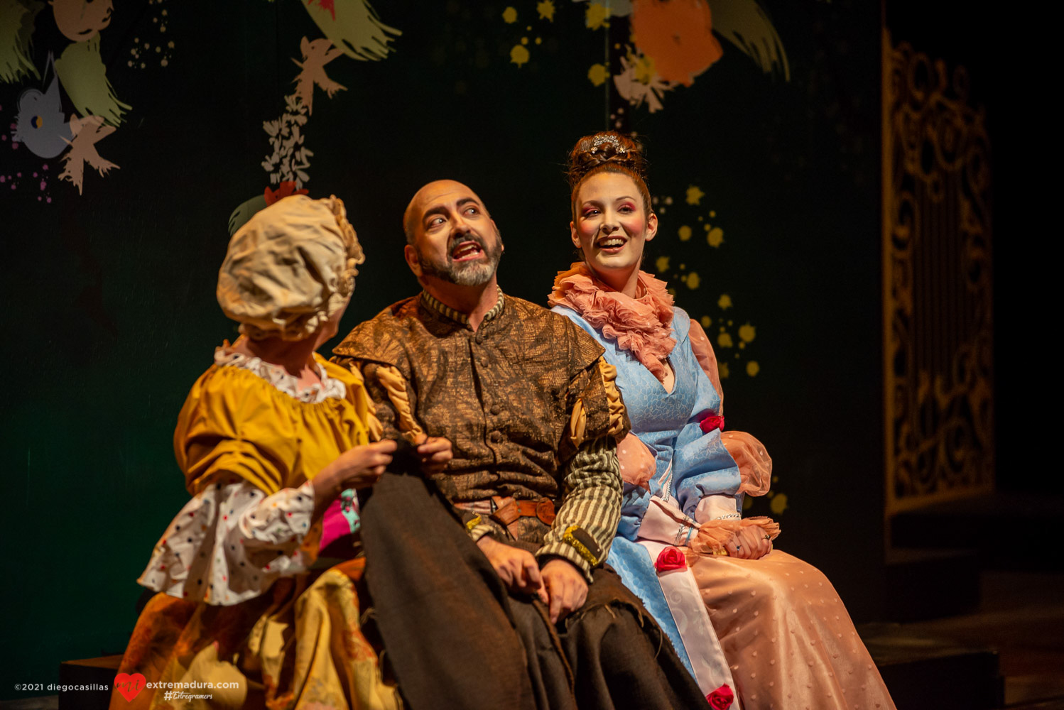 entre bobos anda el juego